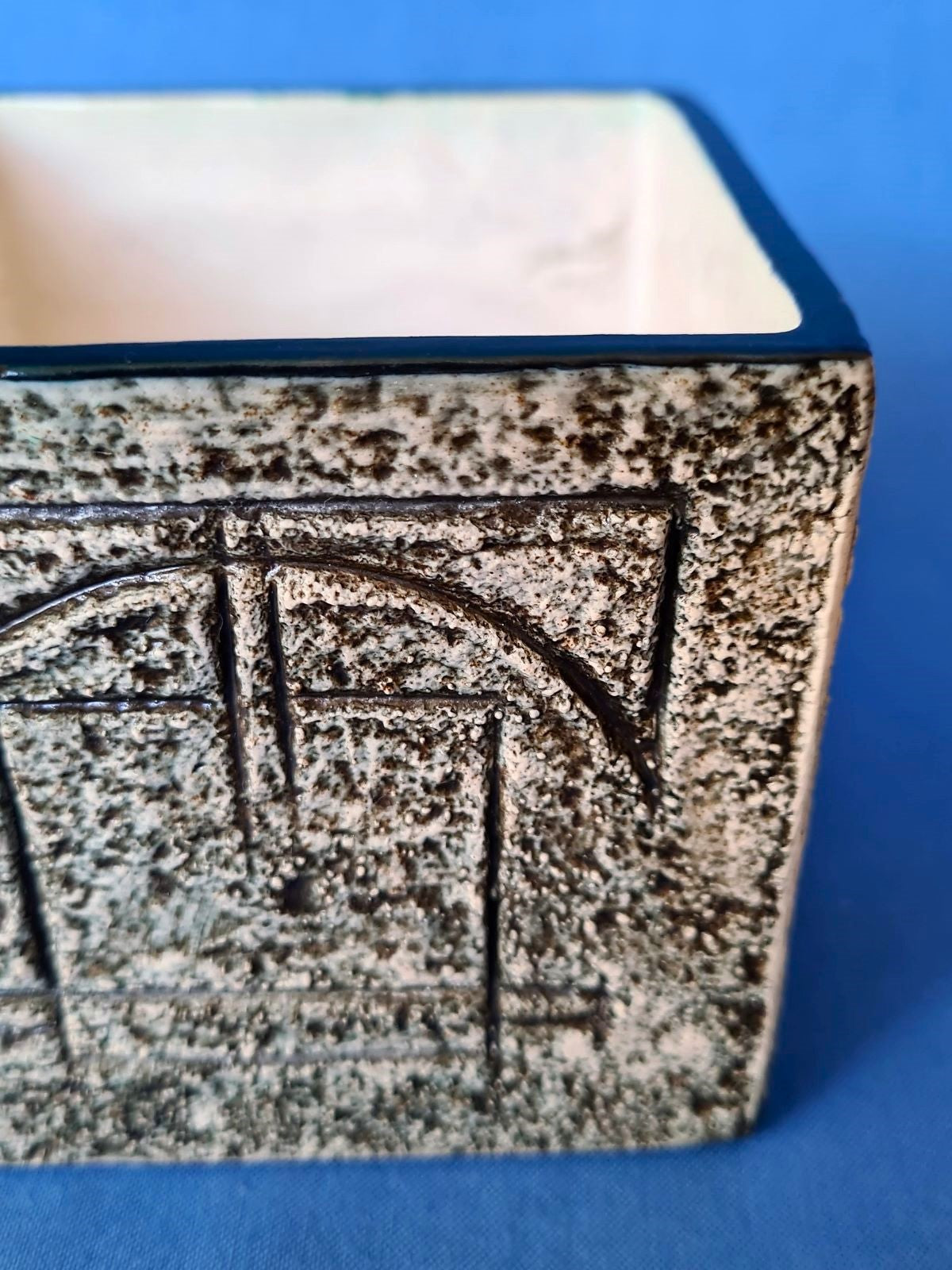 Troika Pottery Newlyn Cube by Avril Bennet
