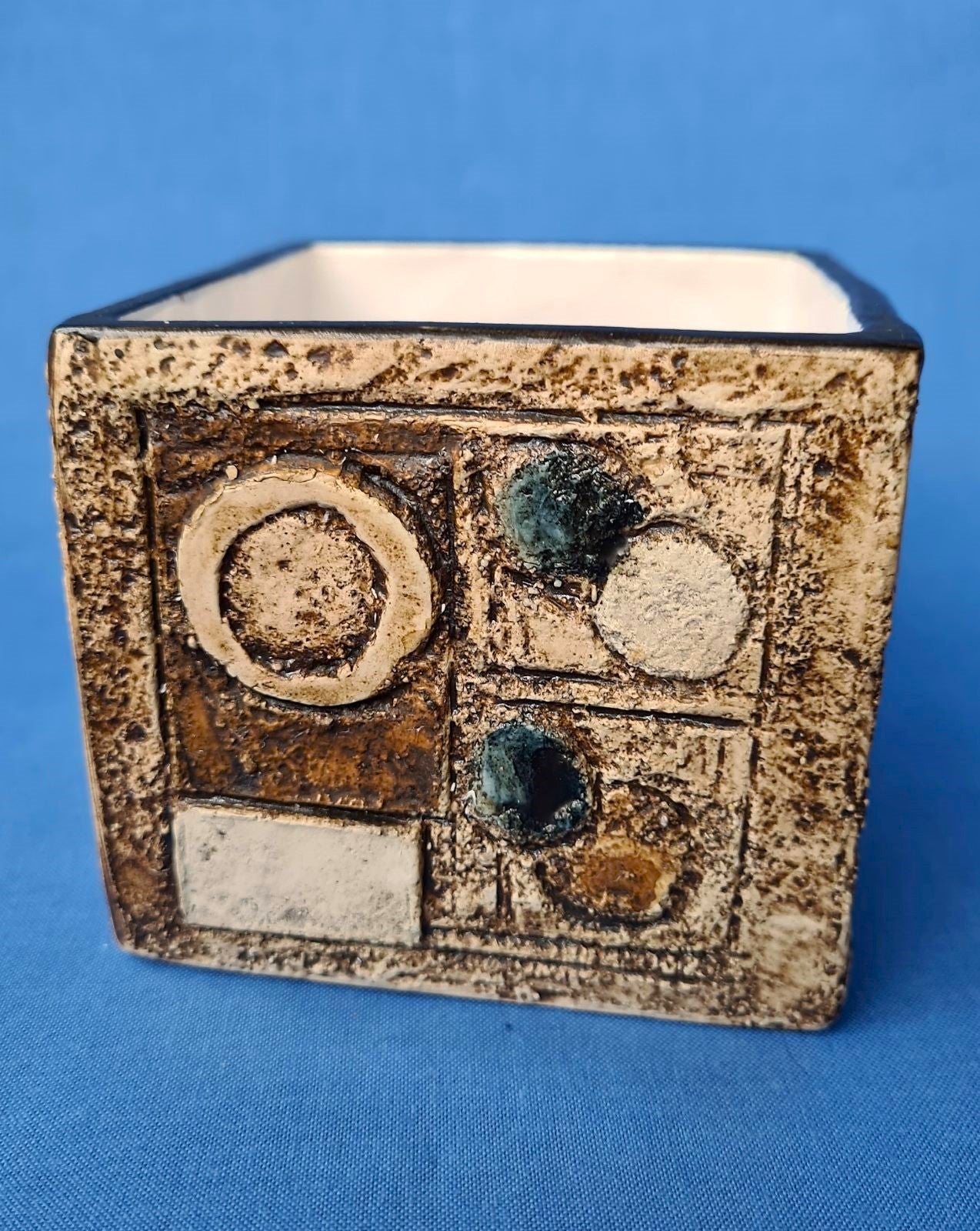 Troika Pottery Cube by Linda Taylor