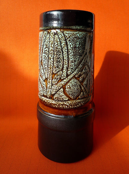 Celtic Pottery Brown Medallion Pattern Vase