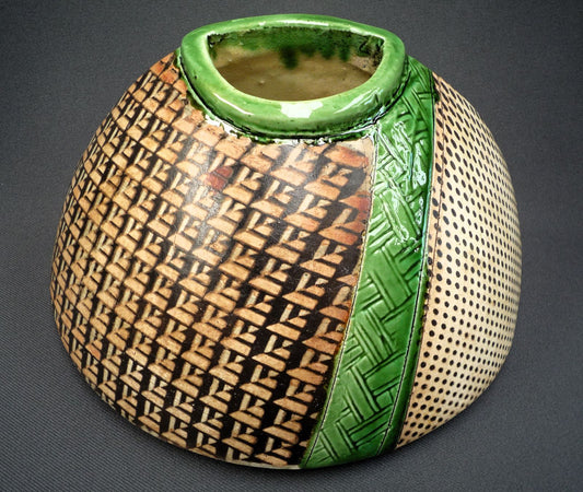 John Bedding Burnished Earthenware Pot